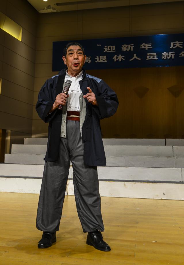 京剧《六号门》